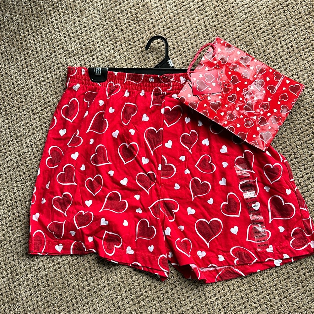 NWT Under Disguise Mens sleep shorts XXL with gift bag.